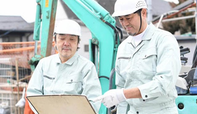 (��)�Z�Z����