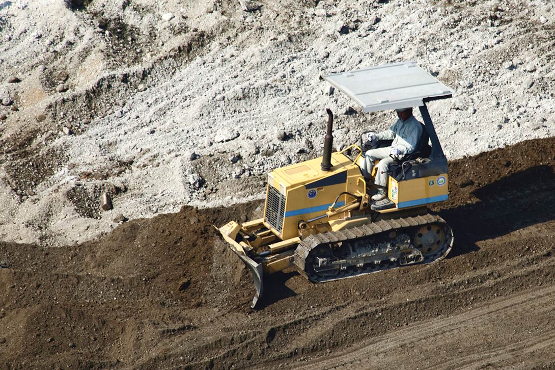 (��)�Z�Z����